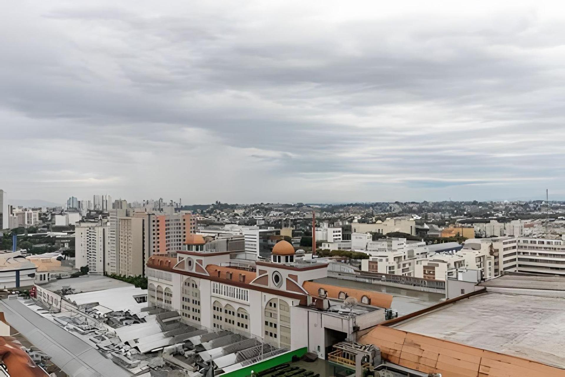 Predio Em Frente Ao Shopping Estacao Apartment *
