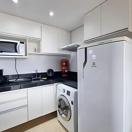 Predio Em Frente Ao Shopping Estacao Apartment Curitiba Exterior photo
