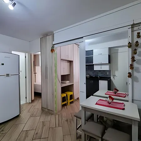 Predio Em Frente Ao Shopping Estacao Apartment Curitiba Exterior photo