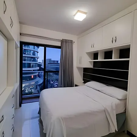 Predio Em Frente Ao Shopping Estacao Apartment Curitiba Exterior photo