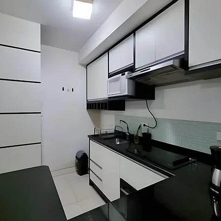 Predio Em Frente Ao Shopping Estacao Apartment Curitiba Exterior photo