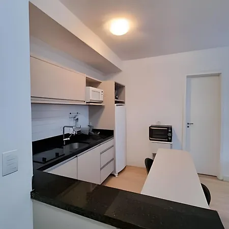 Predio Em Frente Ao Shopping Estacao Apartment Curitiba Exterior photo