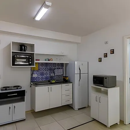 Predio Em Frente Ao Shopping Estacao Apartment Curitiba Exterior photo
