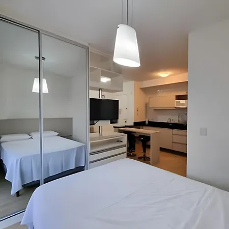 Predio Em Frente Ao Shopping Estacao Apartment Curitiba Exterior photo