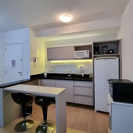 Predio Em Frente Ao Shopping Estacao Apartment Curitiba Exterior photo