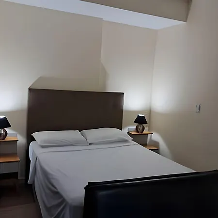 Predio Em Frente Ao Shopping Estacao Apartment Curitiba Exterior photo