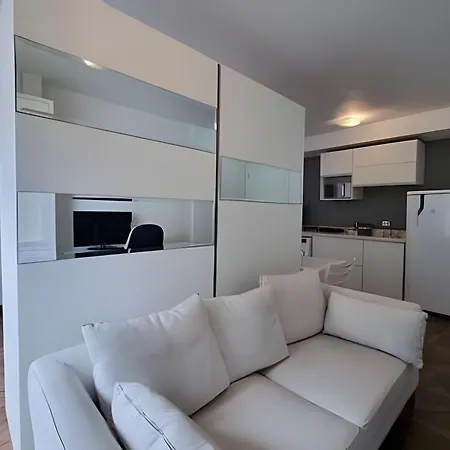 Predio Em Frente Ao Shopping Estacao Apartment Curitiba Exterior photo