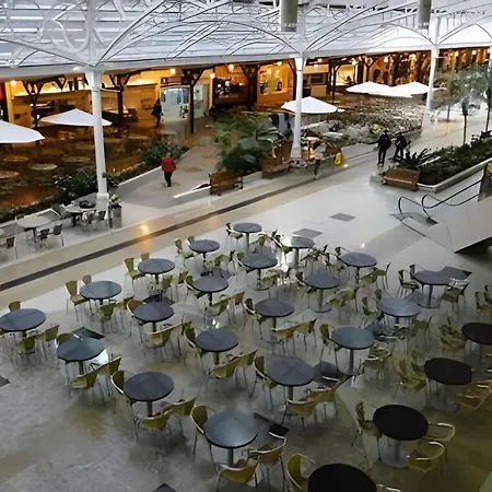 Predio Em Frente Ao Shopping Estacao Apartment Curitiba Exterior photo