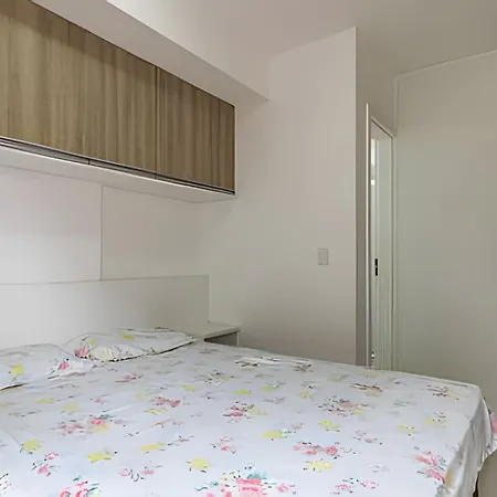 Predio Em Frente Ao Shopping Estacao Apartment Curitiba Exterior photo